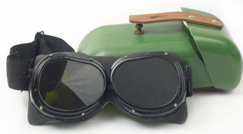 1x SAFETY GOGGLES NEW USSR 